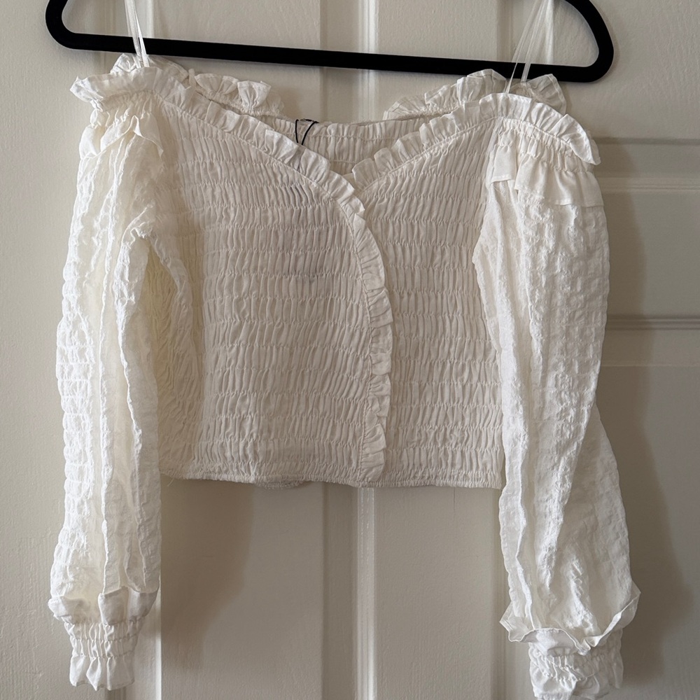 Elegant White Ruffled Women's Top